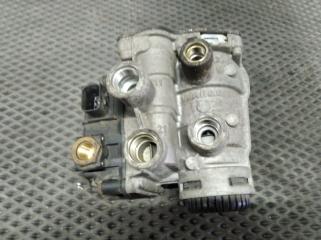 Кран управления тормозами прицепа DAF XF106