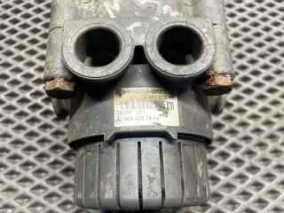 Клапан ускорительный Mercedes Actros