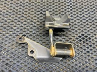 Крепление радиатора Mercedes Actros 2018