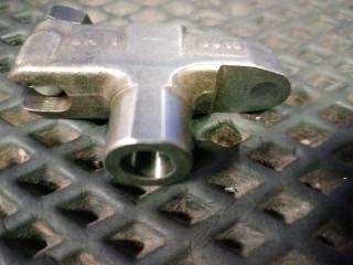 Траверса клапана DAF 95