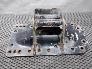 Кронштейн траверсы MAN TGA Б/У Кронштейн траверсы MAN TGA