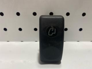 Клавиша люка DAF XF105 Б/У Клавиша люка DAF XF105