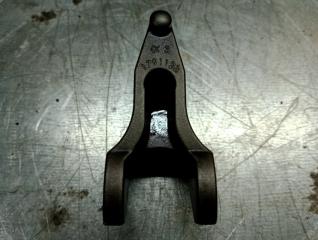 Кронштейн форсунки двигателя DAF XF105 Б/У Кронштейн форсунки двигателя DAF XF105