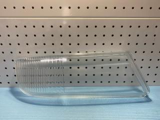 Стекло противотуманной фары правое MAN TGS