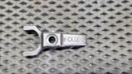 Кронштейн форсунки Iveco Stralis