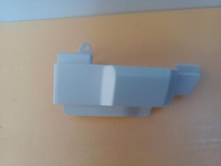 Крышка петли двери правая MAN TGS новая Крышка петли двери правая MAN TGS