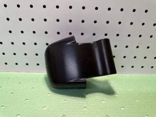 Крышка петли двери правая SCANIA 4-series новая Крышка петли двери правая SCANIA 4-series