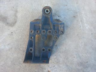 Кронштейн передней рессоры MERCEDES ACTROS