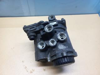 Кран управления тормозами прицепа DAF XF105