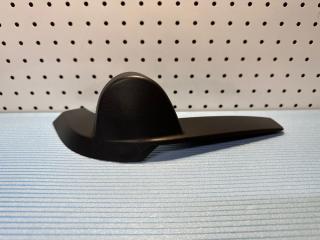 Крышка кронштейна зеркала правая MAN TGS новая Крышка кронштейна зеркала правая MAN TGS