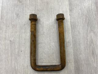 Стремянка рессоры Volvo FH13 2011 Б/У Стремянка рессоры Volvo FH13 2011