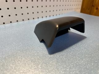 Крышка кронштейна зеркала правая Scania P-series новая Крышка кронштейна зеркала правая Scania P-series