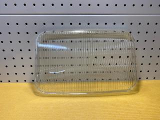 Стекло фары VOLVO F10 F12 F16