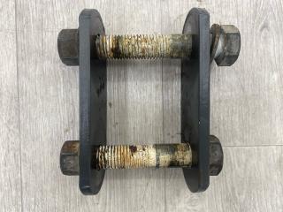 Серьга рессоры в сборе с болтами DAF XF105