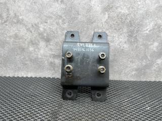 Кронштейн заднего крыла Renault Premium