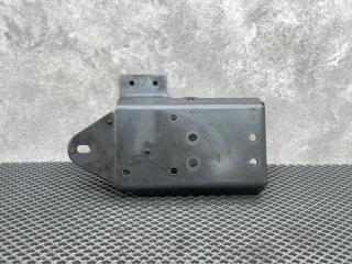 Кронштейн осушителя Renault Premium Б/У Кронштейн осушителя Renault Premium