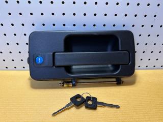 Ручка двери правая MERCEDES ACTROS новая Ручка двери правая MERCEDES ACTROS