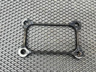 Кронштейн топливного бака MAN TGA TGS TGX Б/У Кронштейн топливного бака MAN TGA TGS TGX