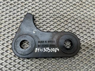 Cеpьгa пepеднeй peccopы MAN TGA TGS TGX