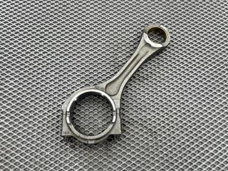 Шатун двигателя MAN TGA TGS TGX Б/У Шатун двигателя MAN TGA TGS TGX