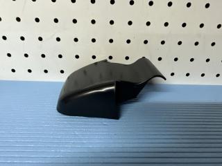 Крышка петли двери правая SCANIA P R G новая Крышка петли двери правая SCANIA P R G