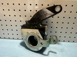 Трещетка тормозная передняя левая MAN TGA TGS