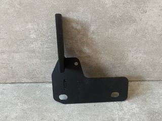 Кронштейн подножки левый VOLVO FH4 FH5
