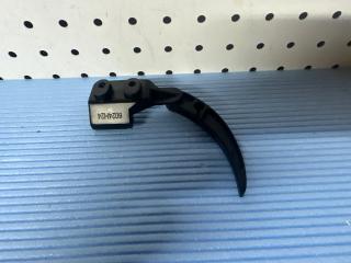 Ручка капота MERCEDES ATEGO