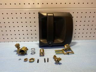 Ручка двери левая MAN TGA TGS TGX TGL TGM новая Ручка двери левая MAN TGA TGS TGX TGL TGM