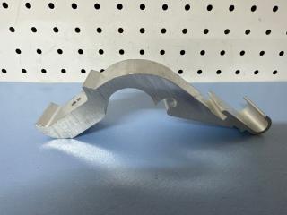 Кронштейн крыла