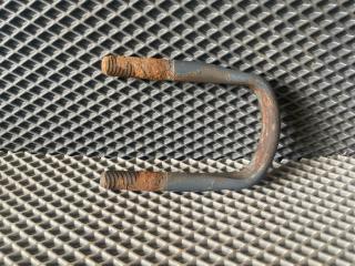 Стремянка рессоры передняя DAF XF106 2021 Б/У Стремянка рессоры передняя DAF XF106 2021