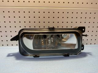 Фара противотуманная правая