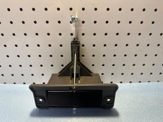 Ручка двери левая