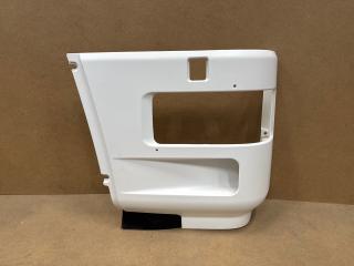 Облицовка фары правая