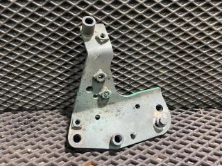 Кронштейн проводки двигателя Volvo FH4 2015