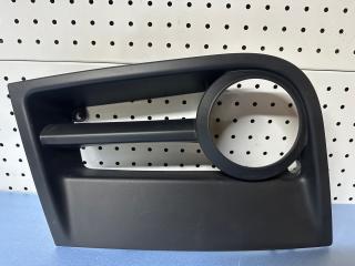 Рамка противотуманной фары левая