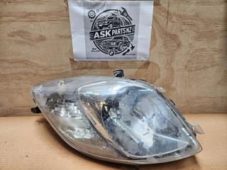 Headlight HID front right TOYOTA VITZ