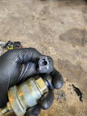 Engine oil pressure sensor ISUZU BIGHORN UBS69 4JG2