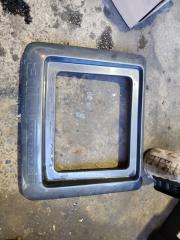 Engine top cover ISUZU BIGHORN 1995