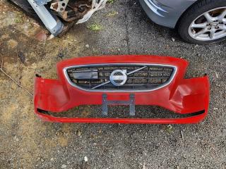 Запчасть bumper front VOLVO V40 2014