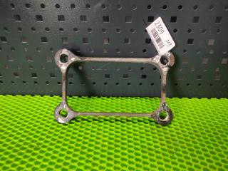 Проставка кронштейна топливного бака MAN TGX Б/У Проставка кронштейна топливного бака MAN TGX