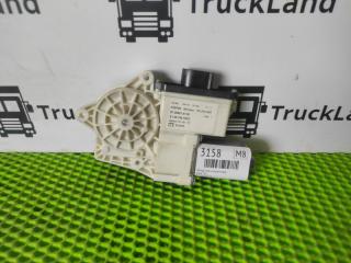 Мотор стеклоподъемника передний правый MAN TGS