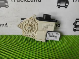 Мотор стеклоподъемника передний правый MAN TGX