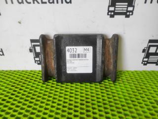 Накладка стремянки передней рессоры MAN TGX Б/У Накладка стремянки передней рессоры MAN TGX