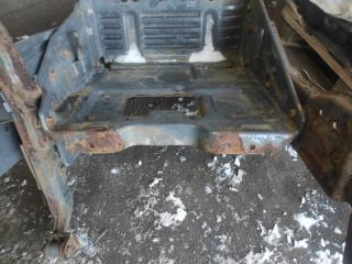 Ящик аккумуляторный R440 2013