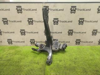 Кронштейн торсиона кабины правый MAN TGX 2020