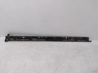 Запчасть накладка порога правая Mazda CX-7 2006-2012
