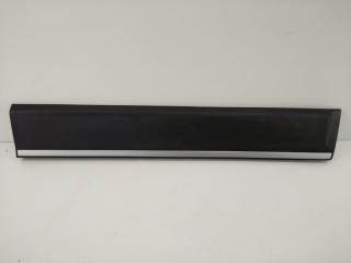 Запчасть накладка двери передняя правая Volvo XC70 c 2007-2016