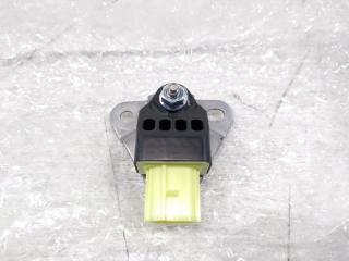 Запчасть датчик airbag Subaru Forester 2007-2013