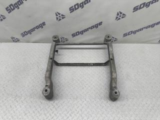 Запчасть крепление сиденья переднее левое Volvo XC90 2019